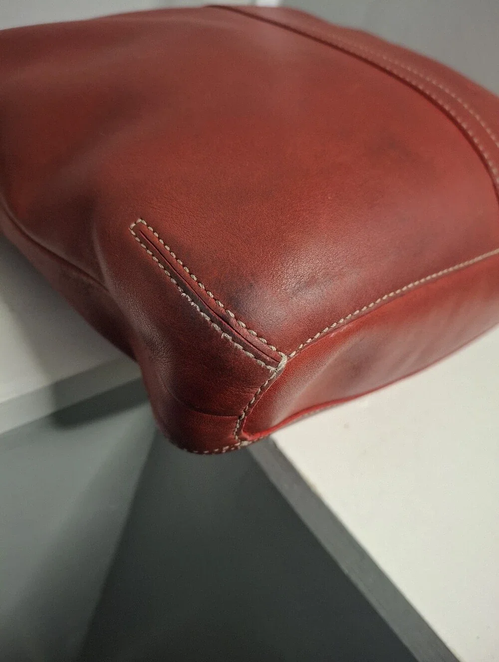 Coach Vintage Legacy Slim Duffle Red Leather Crossbody Shoulder Bag 2004